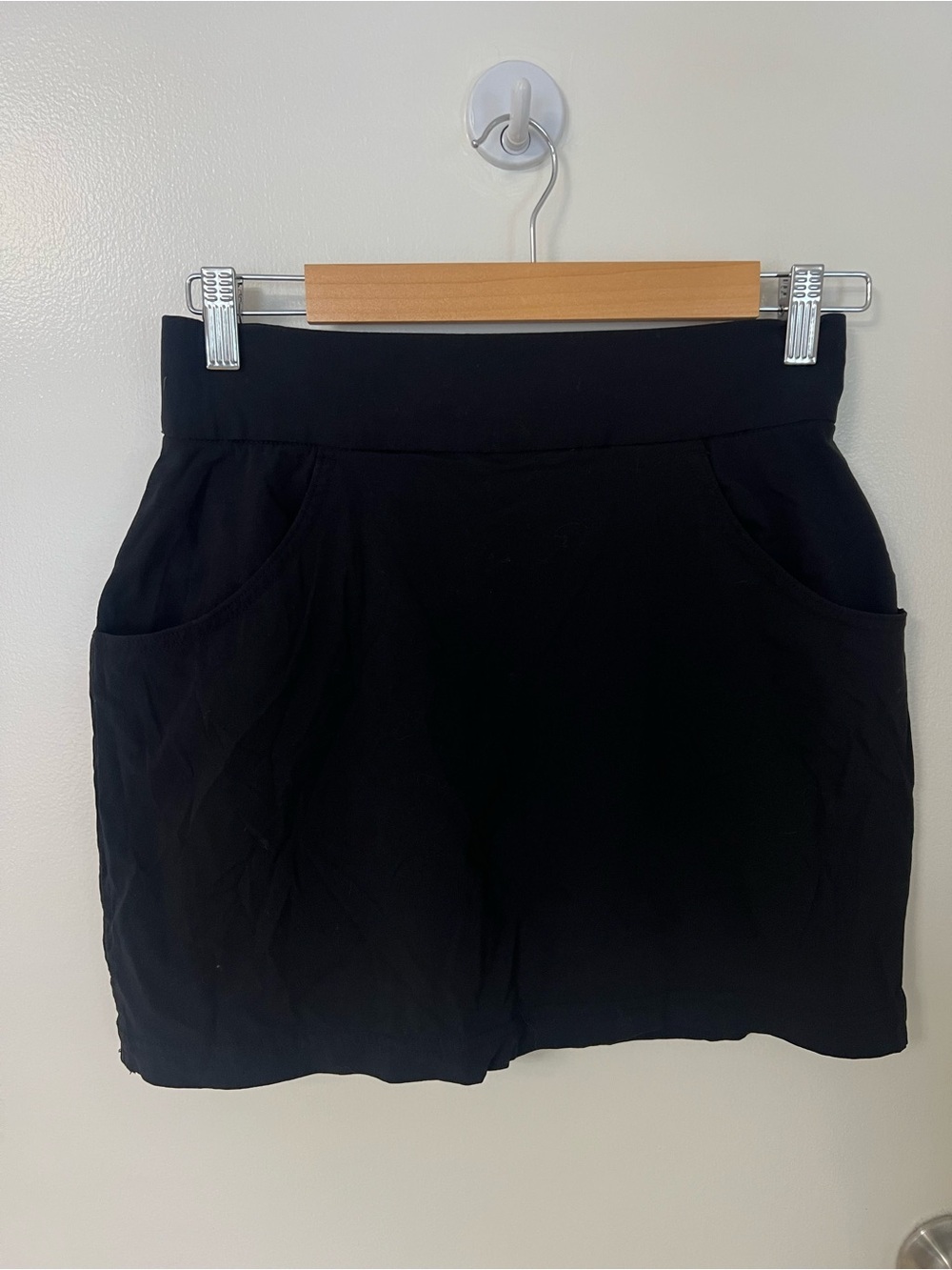 Columbia Black Women's Pull-On Skort with Pockets Omni-Shield Athletic Skirt